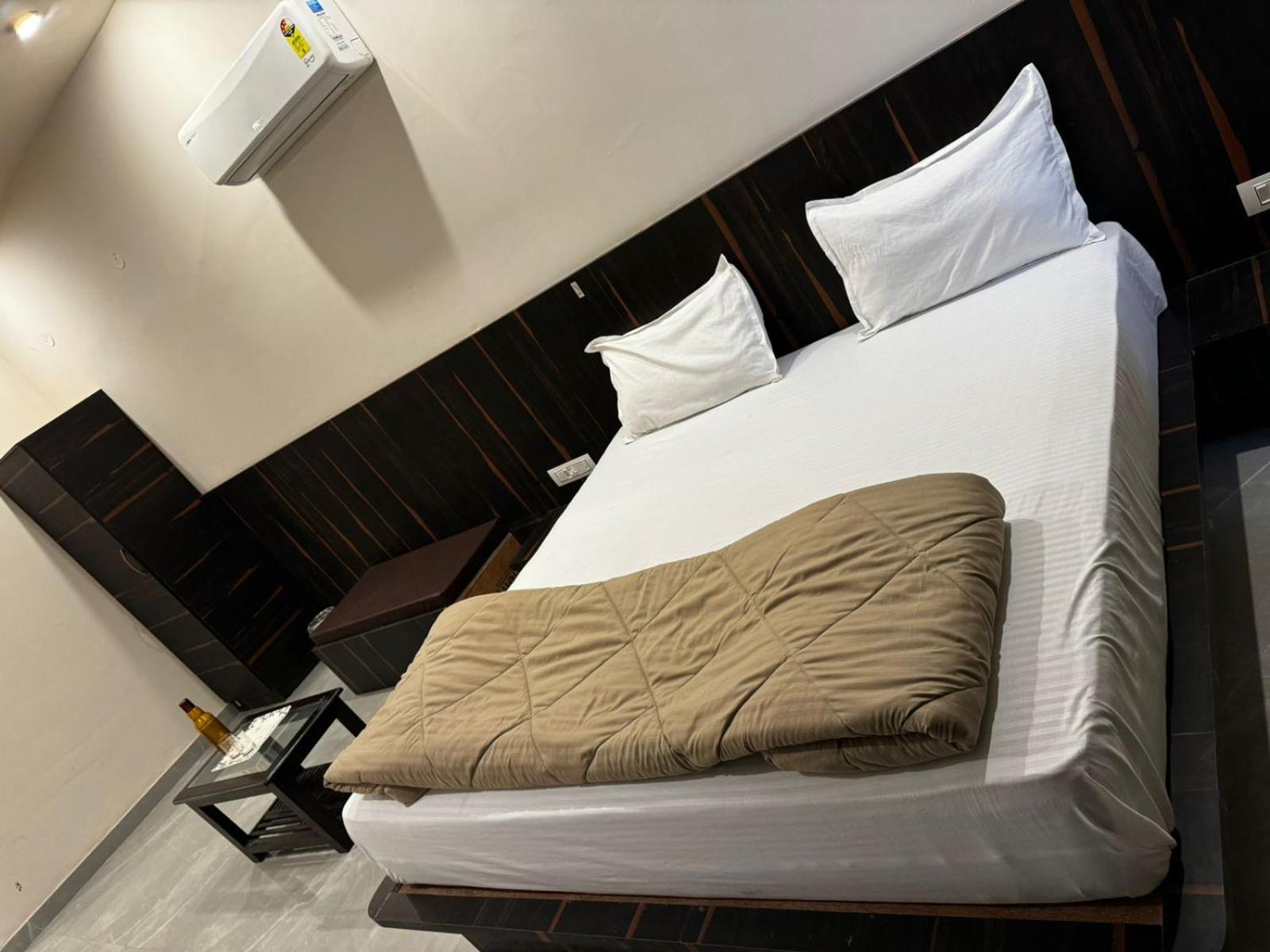Hotel Karma Dźajpur Zewnętrze zdjęcie
