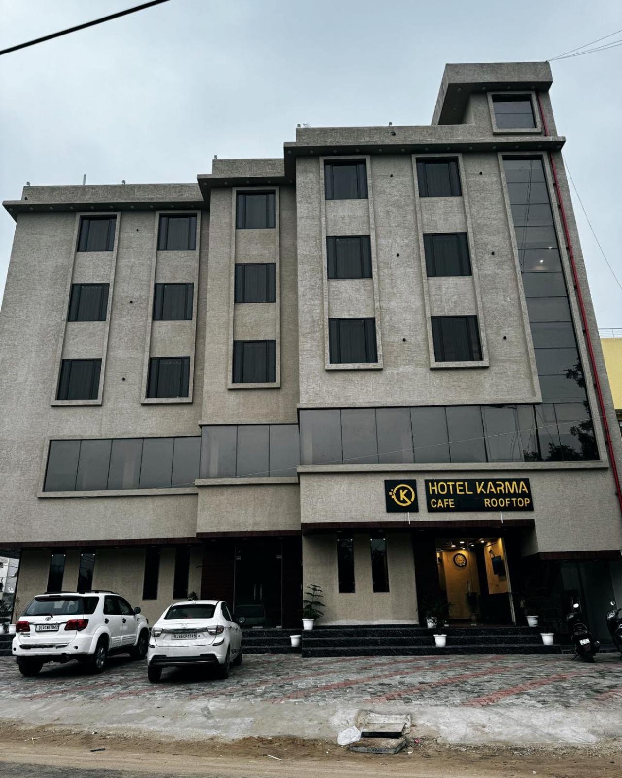 Hotel Karma Dźajpur Zewnętrze zdjęcie